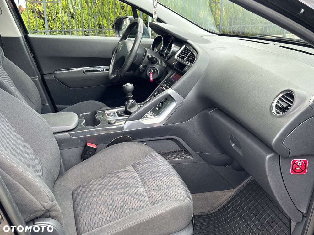Peugeot 3008 HDi 115 Active - 3