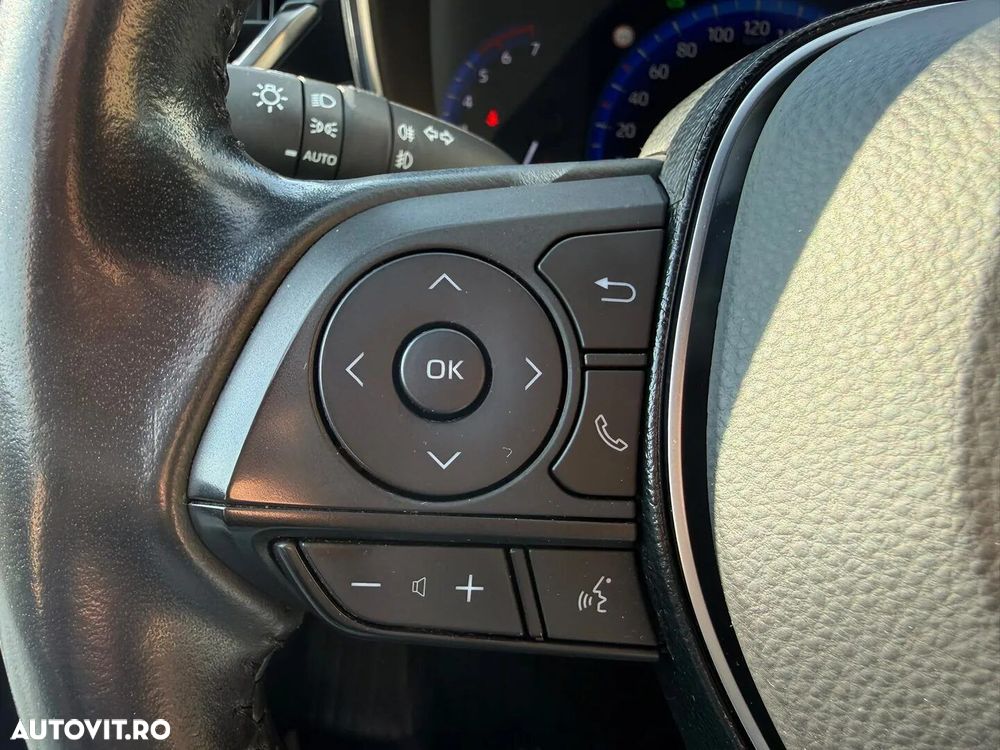 Toyota Corolla 1.8 HSD Exclusive interior Negru - 12