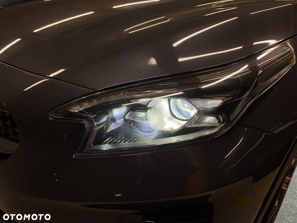 Kia XCeed - 10