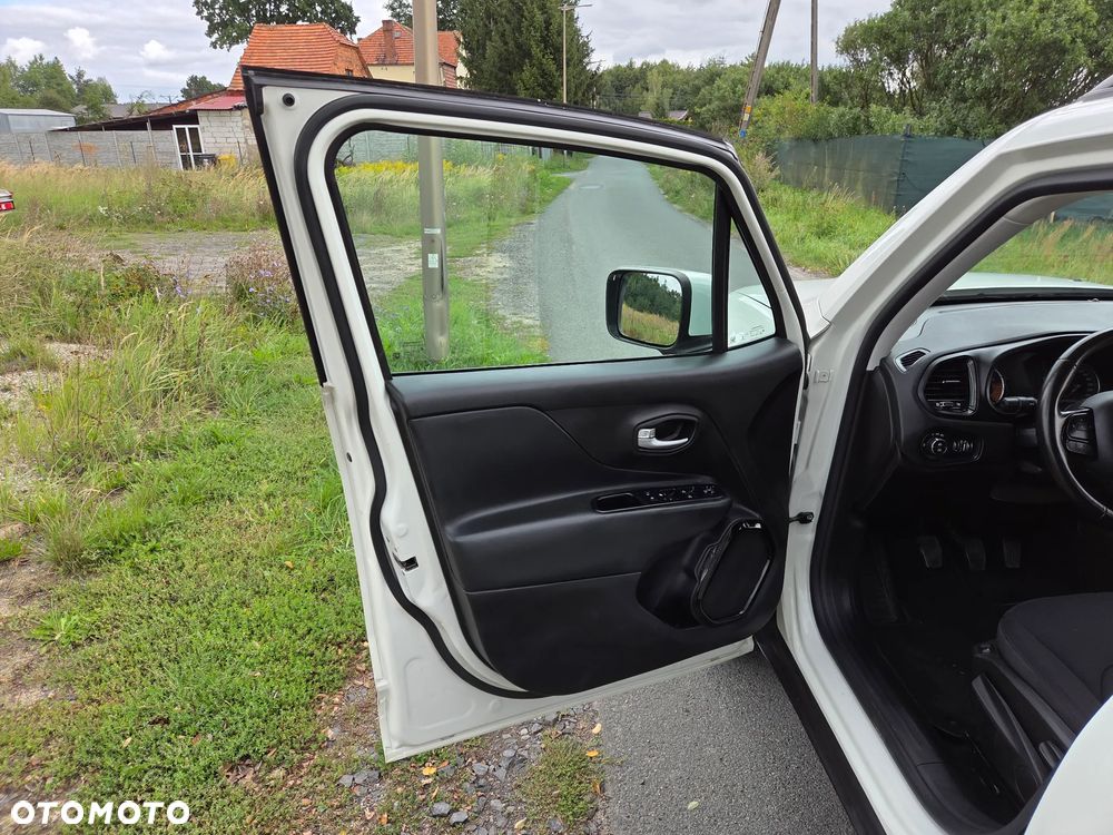 Jeep Renegade 1.6 E-torQ Justice - 11