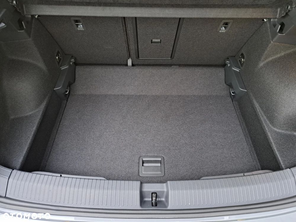 Volkswagen T-Roc 1.5 TSI Life Plus DSG - 21