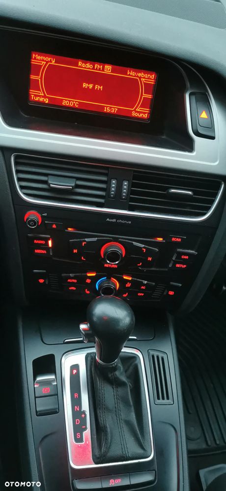 Audi A4 Avant 2.0 TDI Multitronic - 20