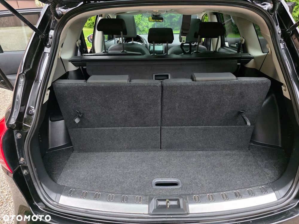 Nissan Qashqai+2 2.0 Tekna Premium - 19