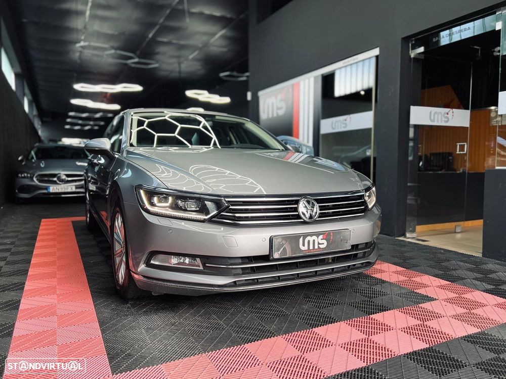 VW Passat 2.0 TDI Highline DSG - 4
