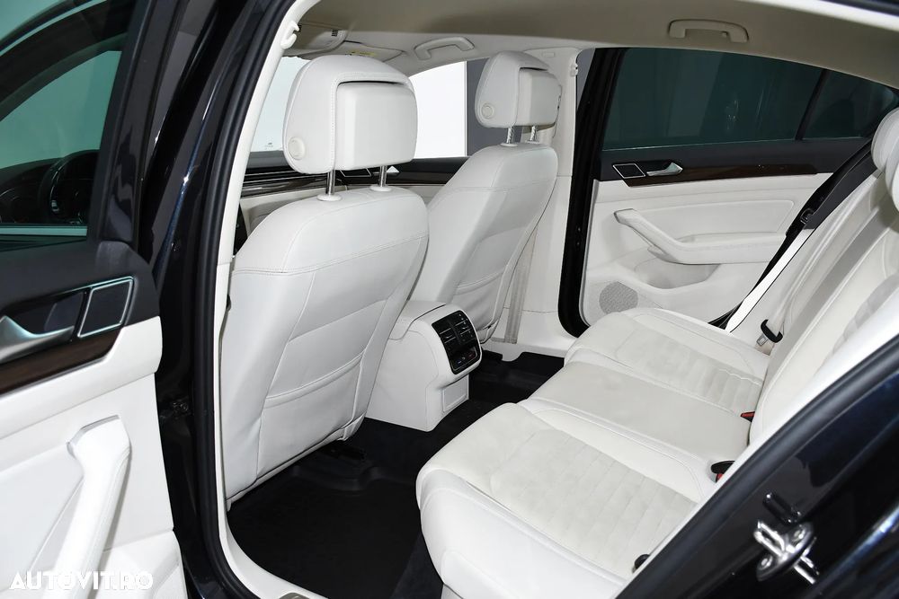 Volkswagen Passat 2.0 TDI SCR DSG Highline - 15