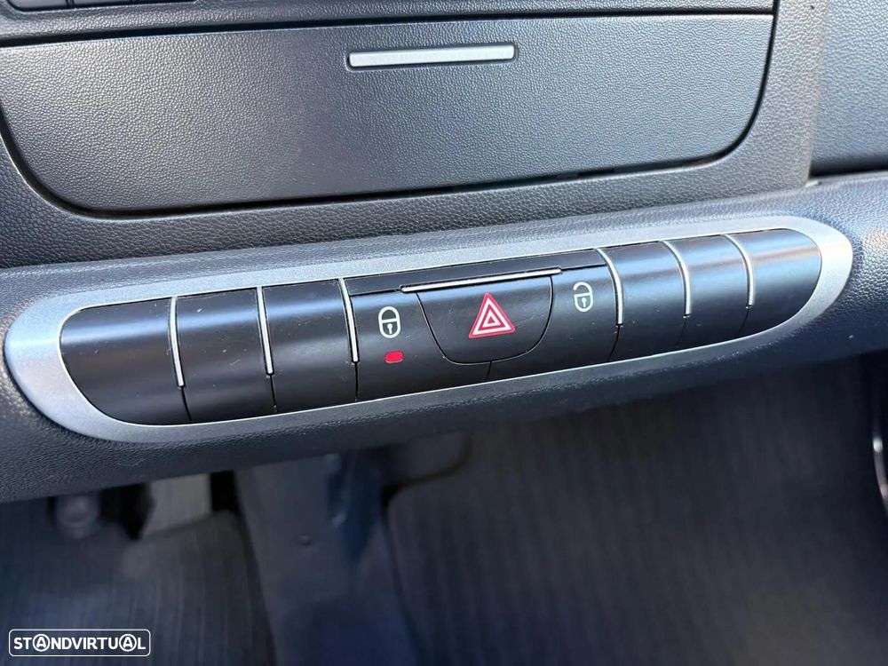 Smart ForTwo Coupé 1.0 Pure 61 - 47