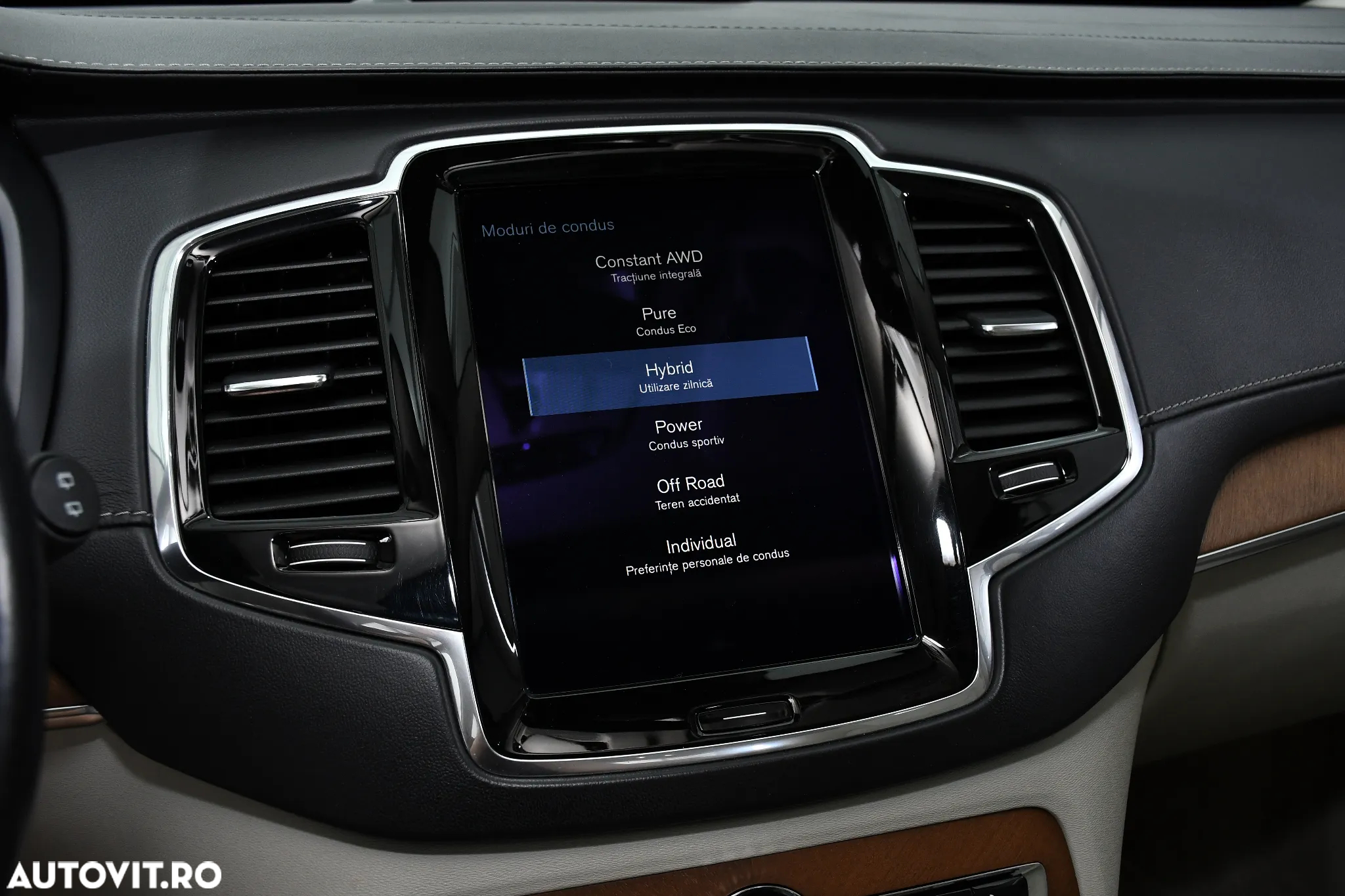 Volvo XC 90 T8 AWD Twin Engine Geartronic Inscription - 24