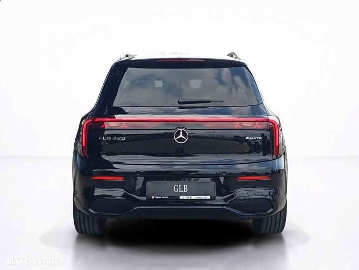 Mercedes-Benz GLB - 9