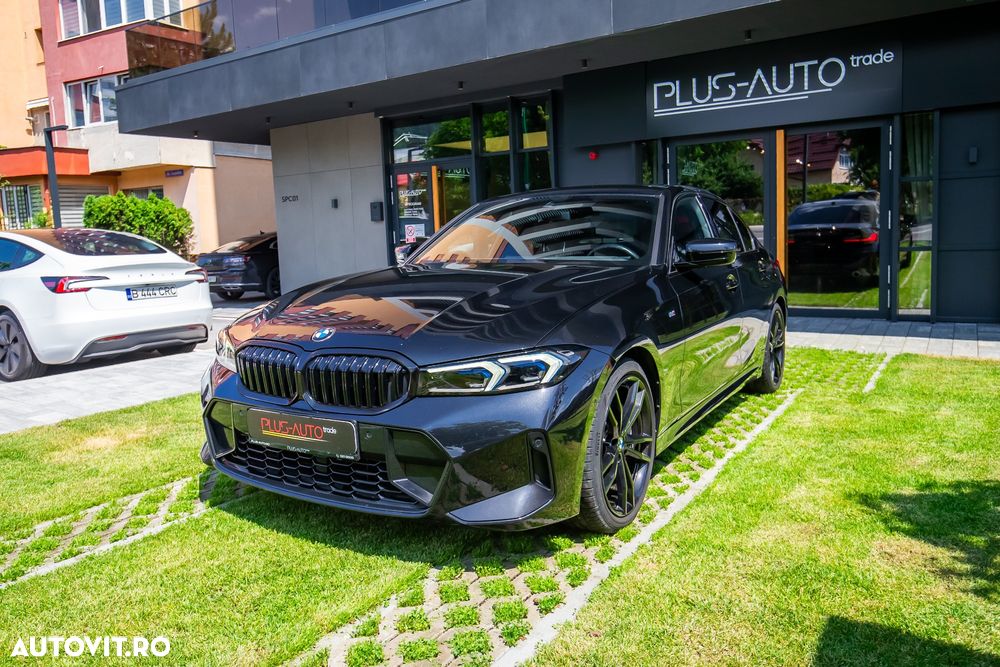 BMW Seria 3 330i xDrive Aut. - 3
