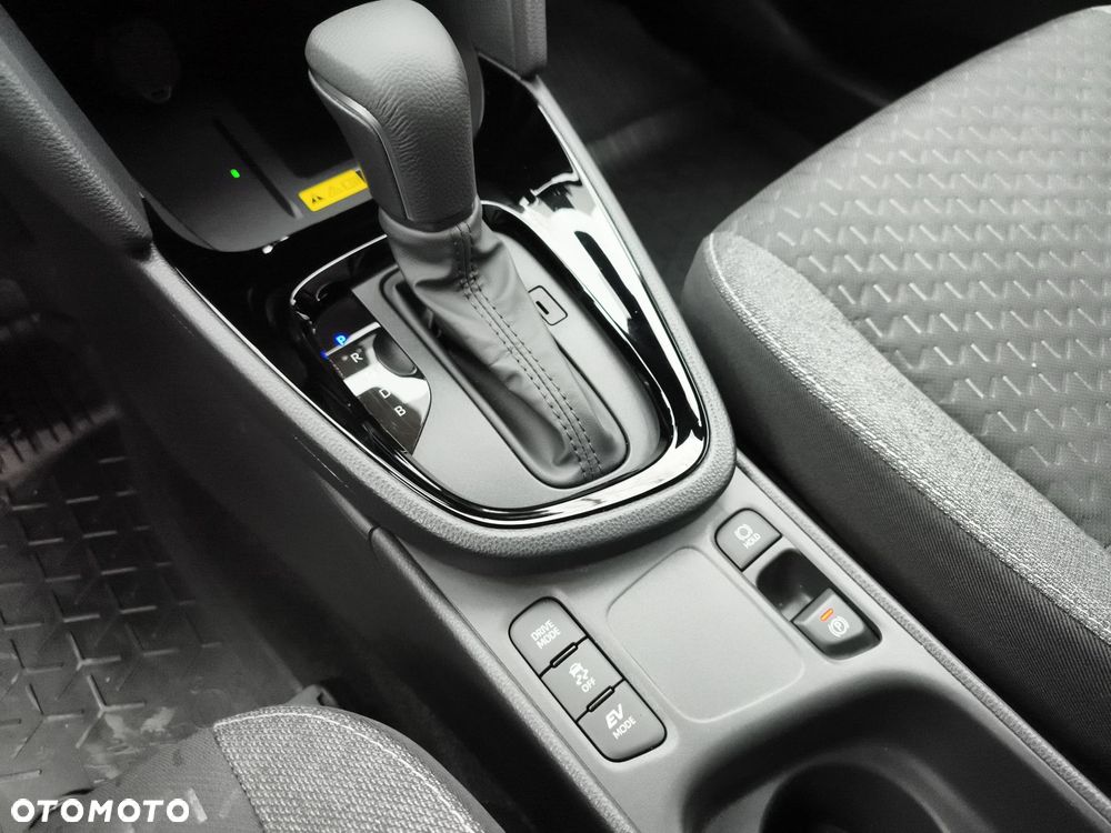 Toyota Yaris Cross Hybrid 1.5 Style - 23