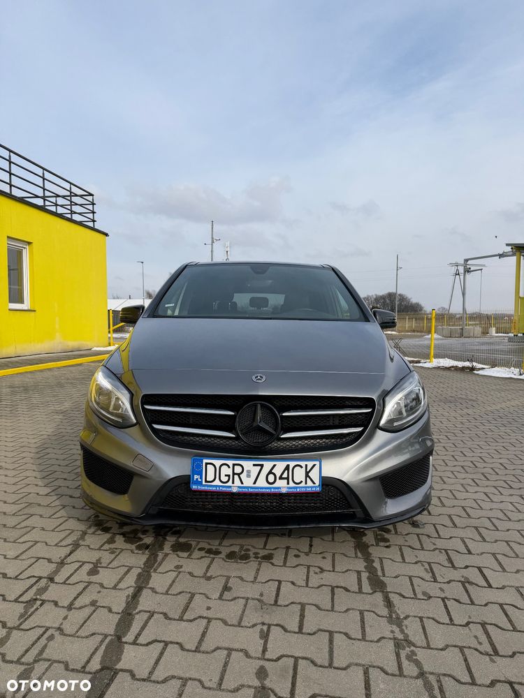 Mercedes-Benz Klasa B 200 (CDI) d 4Matic 7G-DCT AMG Line - 9