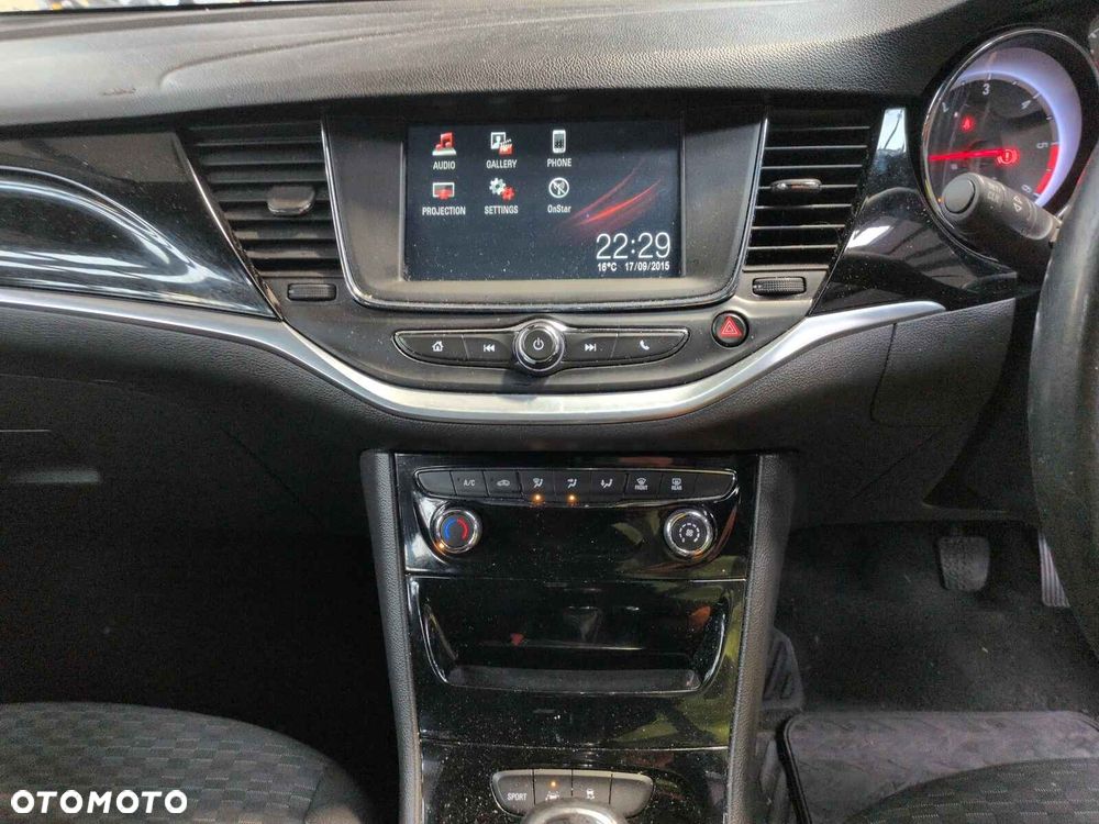 Opel Astra 1.6 D Start/Stop Business - 8