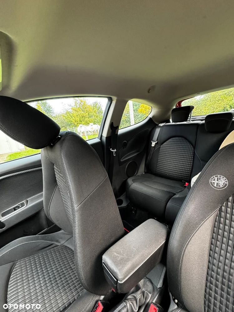 Alfa Romeo Mito - 14