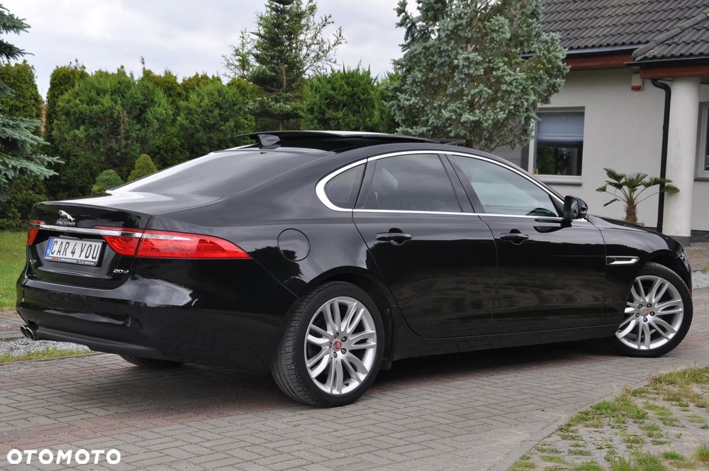 Jaguar XF 20d R-Sport Ingenium Edition - 6