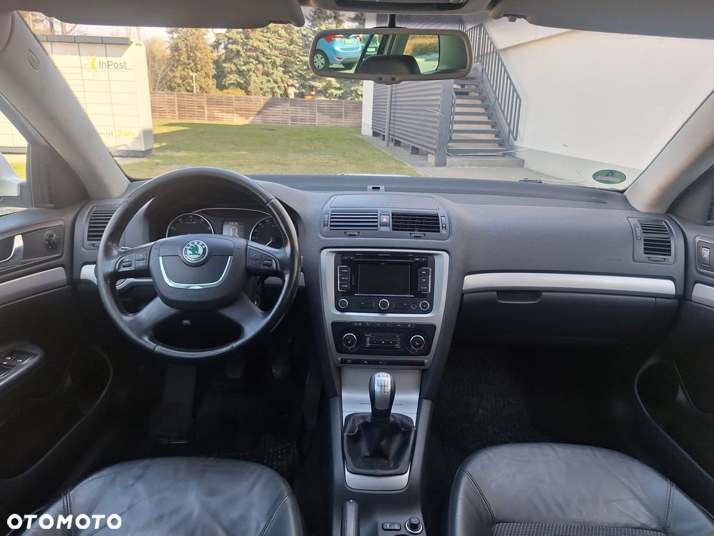 Skoda Octavia 1.8 TSI IMPULS EDITION 4x4 - 20