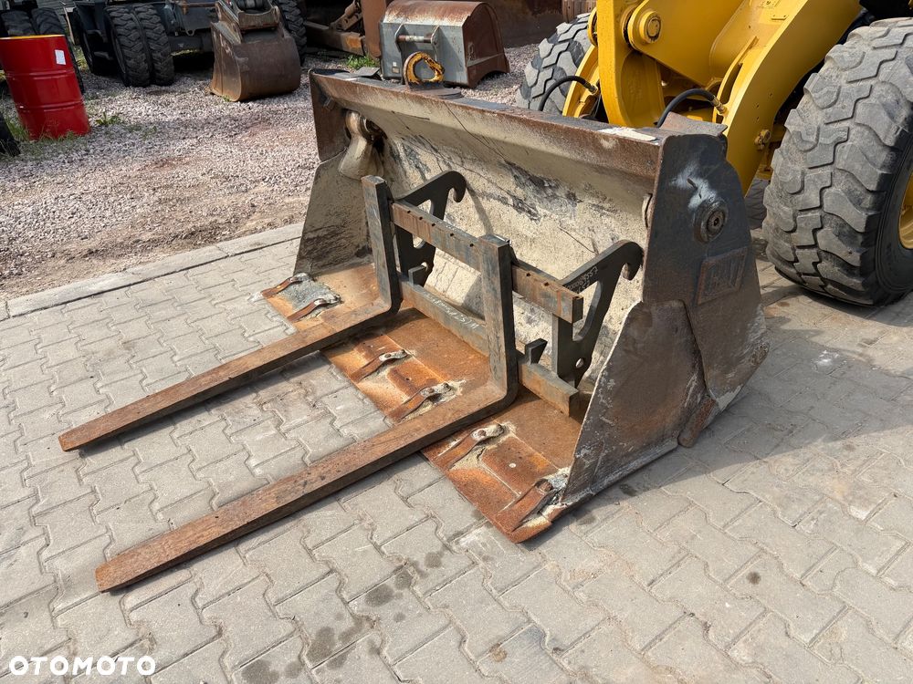 Caterpillar 907H - 12