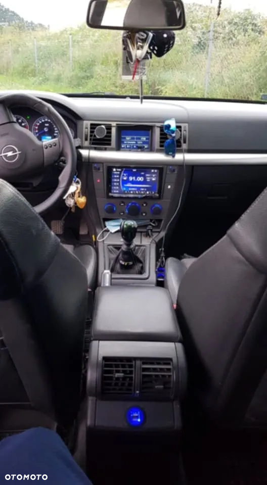 Opel Vectra GTS 2.0 T - 12