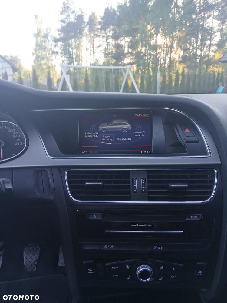 Audi A4 Avant 2.0 TDI - 12