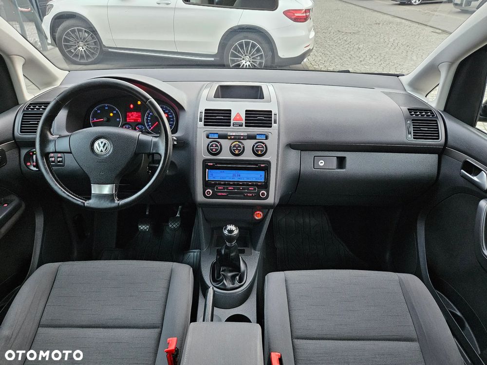 Volkswagen Touran 1.9 TDI DPF Conceptline - 7