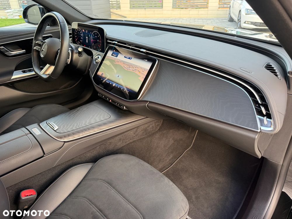 Mercedes-Benz Klasa E 220 d mHEV 4-Matic AMG 9G-Tronic - 15