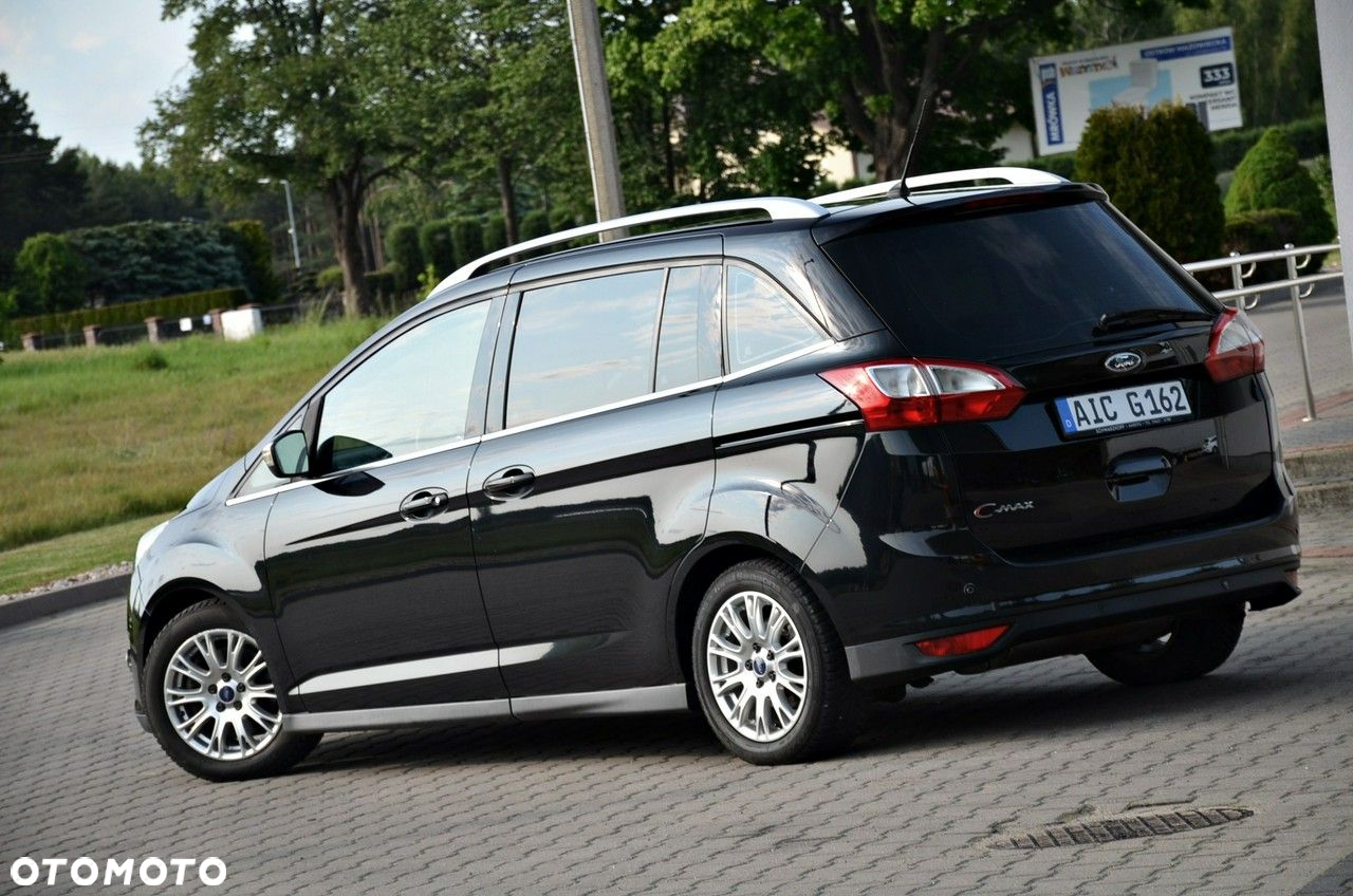 Ford Grand C-MAX - 14