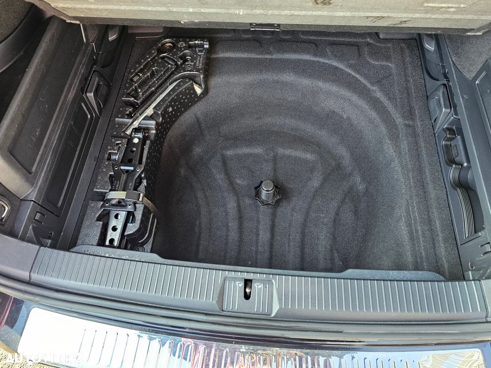 Volkswagen Passat - 6