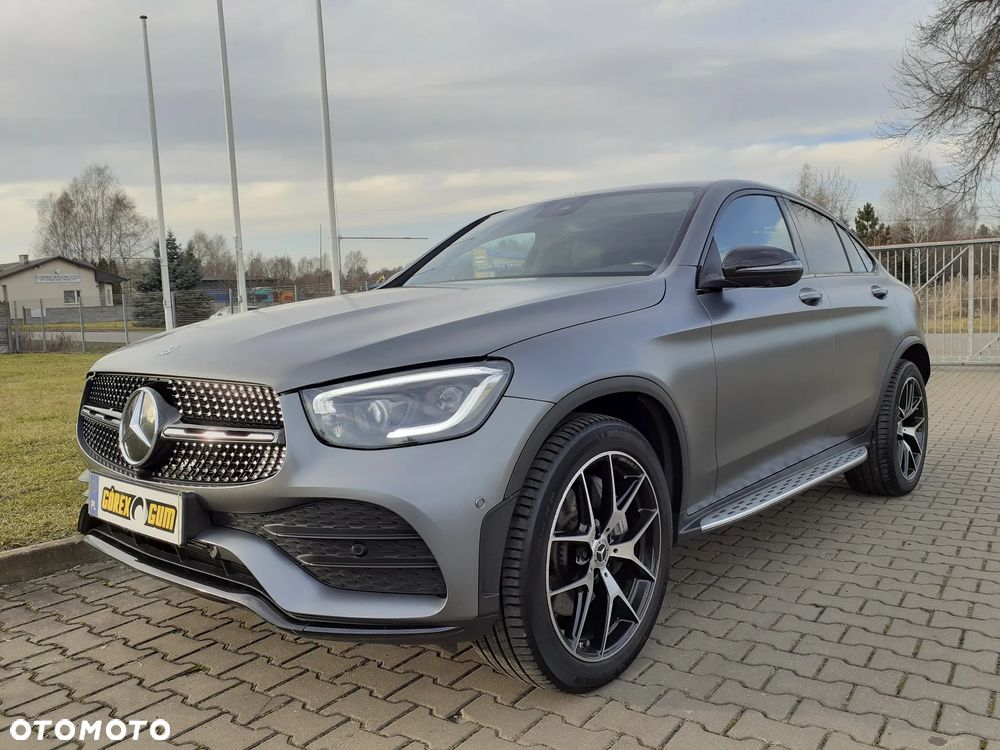 Mercedes-Benz GLC 200 4Matic 9G-TRONIC AMG Line Plus - 12