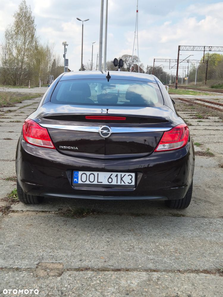 Opel Insignia 1.8 - 7