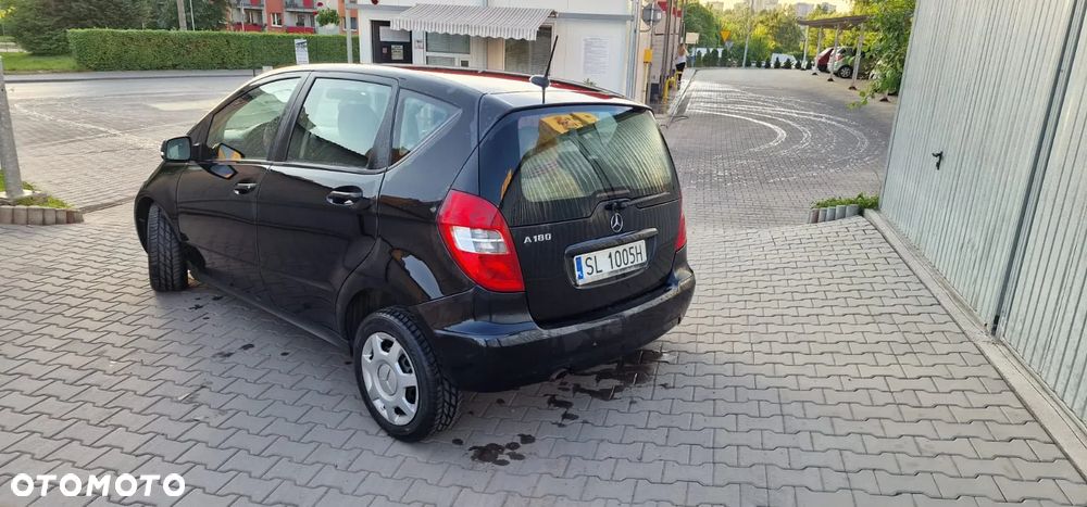 Mercedes-Benz Klasa A 180 BlueEFFICIENCY - 4