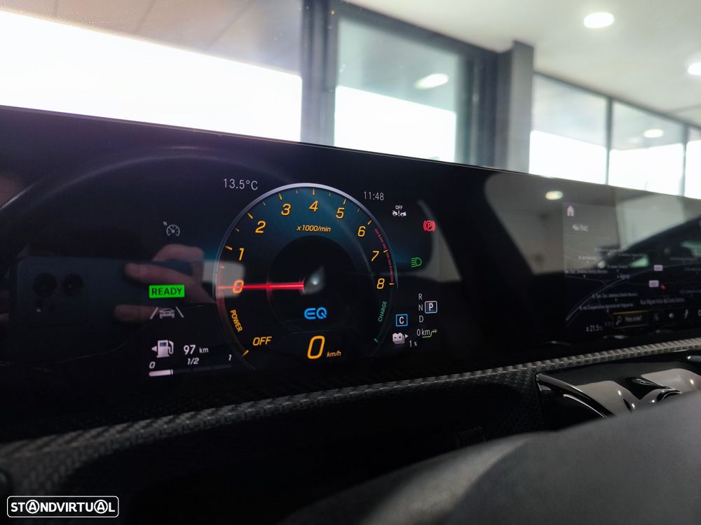 Mercedes-Benz CLA 250 e Shooting Brake Progressive - 15