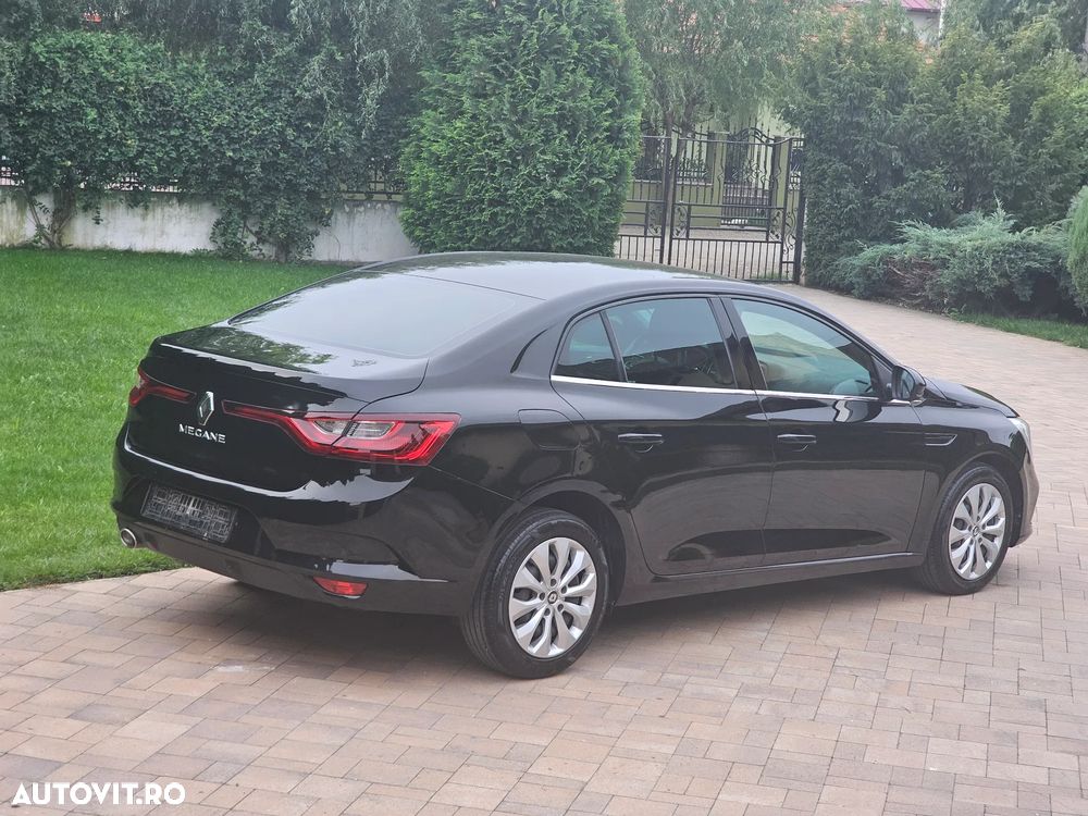 Renault Megane Blue dCi Life - 14