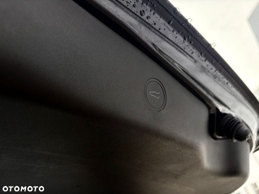 Tesla Model 3 Langstreckenbatterie Allradantrieb Dual Motor - 38