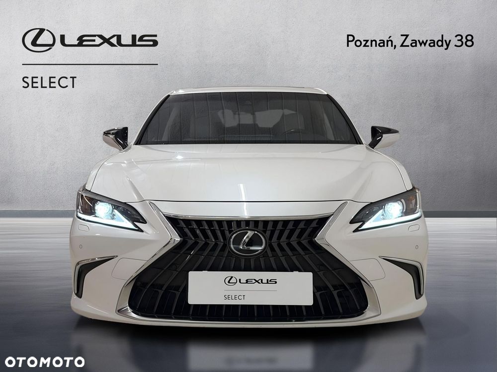 Lexus ES 300h Business Edition - 6