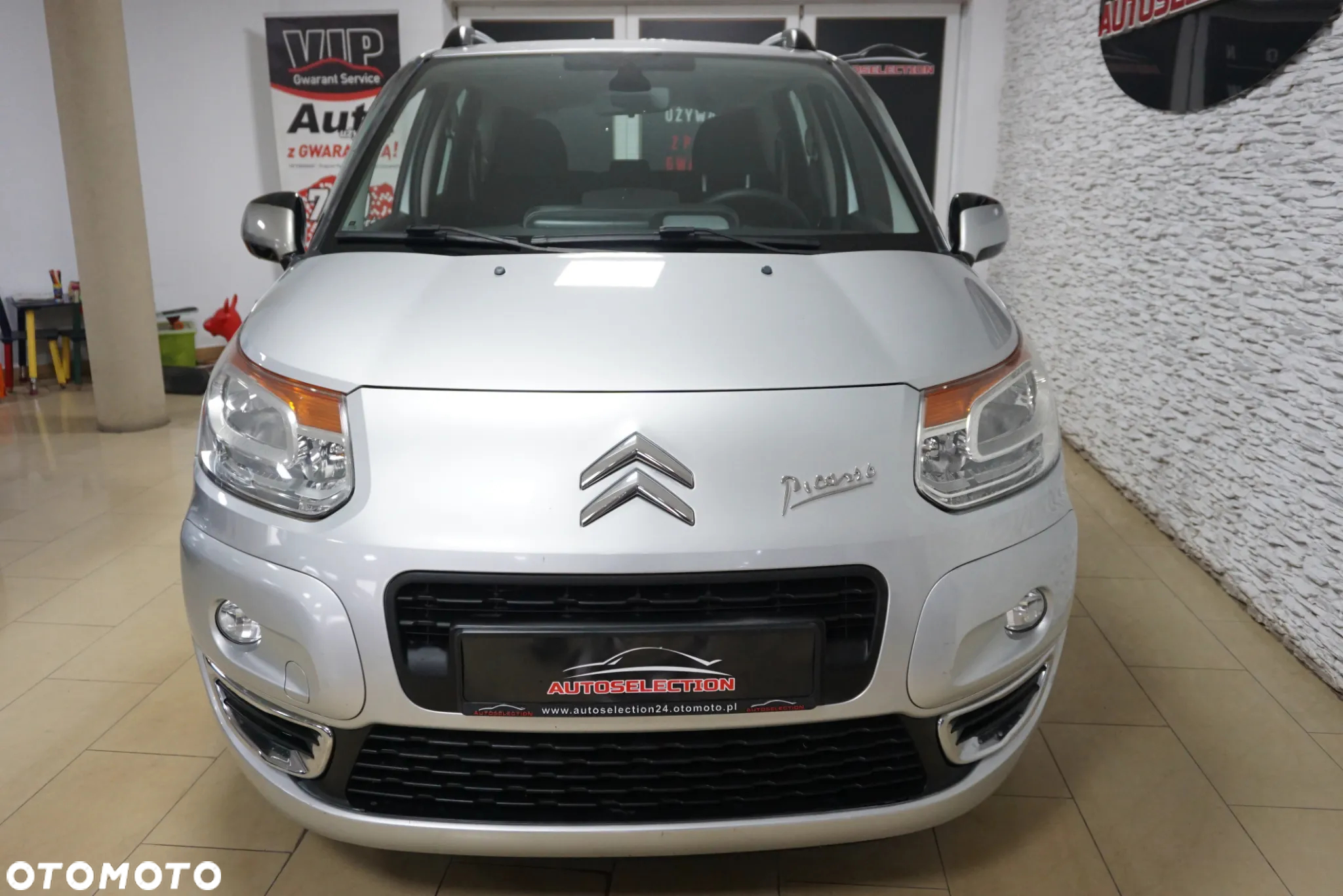Citroën C3 Picasso 1.4i Exclusive - 3