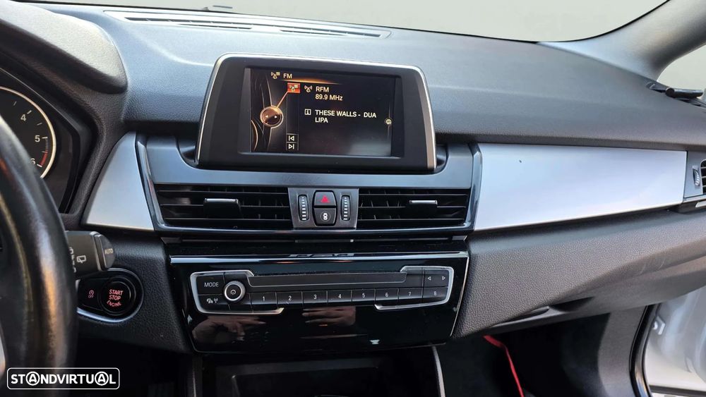 BMW 218 Gran Tourer d 7L Line Luxury - 23