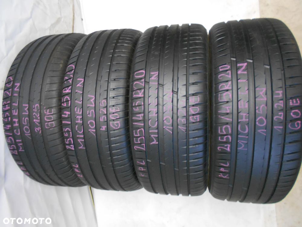 OPONY 255/45R20 MICHELIN PILOT SPORT EV GOE DOT 4525 / 1324 7MM - 1