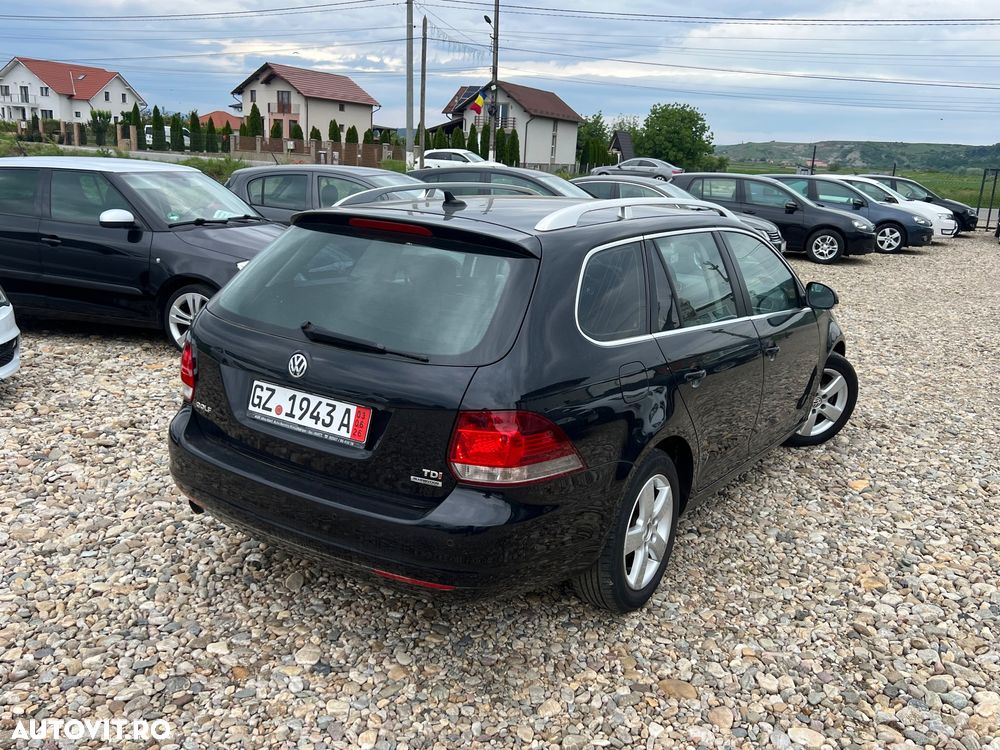 Volkswagen Golf 1.6 TDI DPF Comfortline - 13