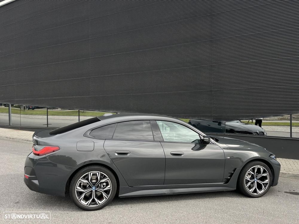 BMW i4 eDrive40 Pack Desportivo M - 24