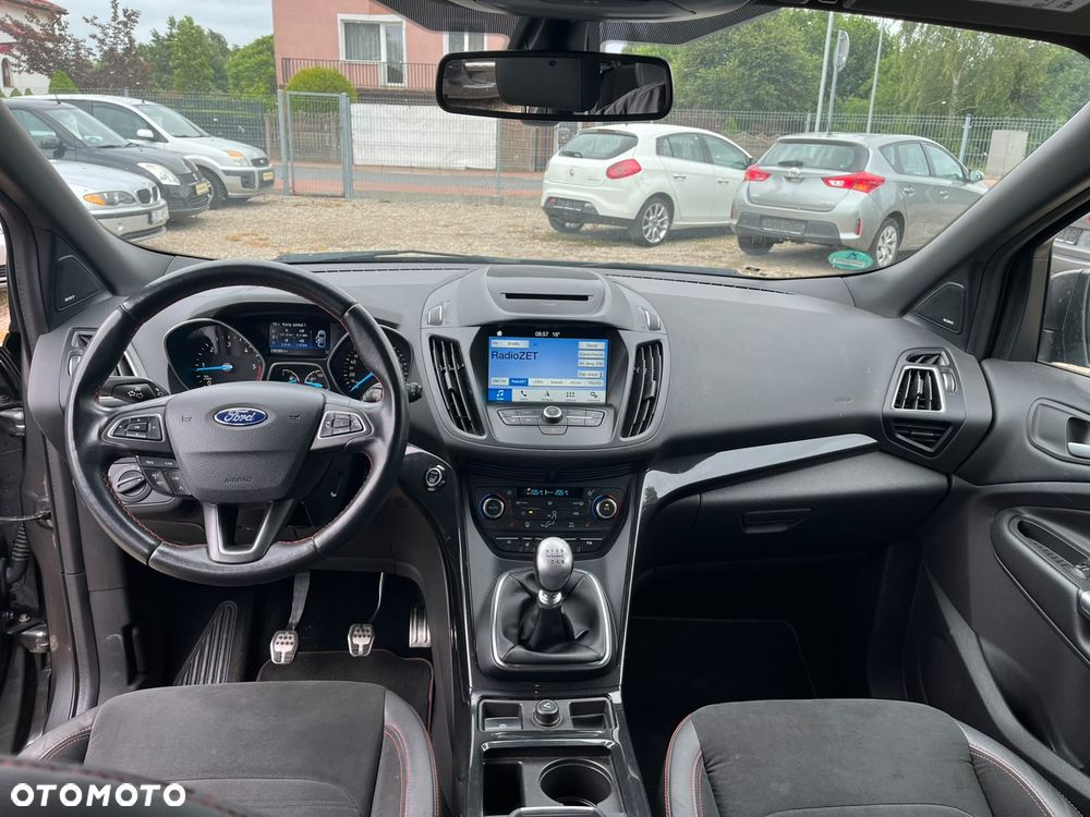 Ford Kuga 2.0 TDCi AWD ST-Line - 19