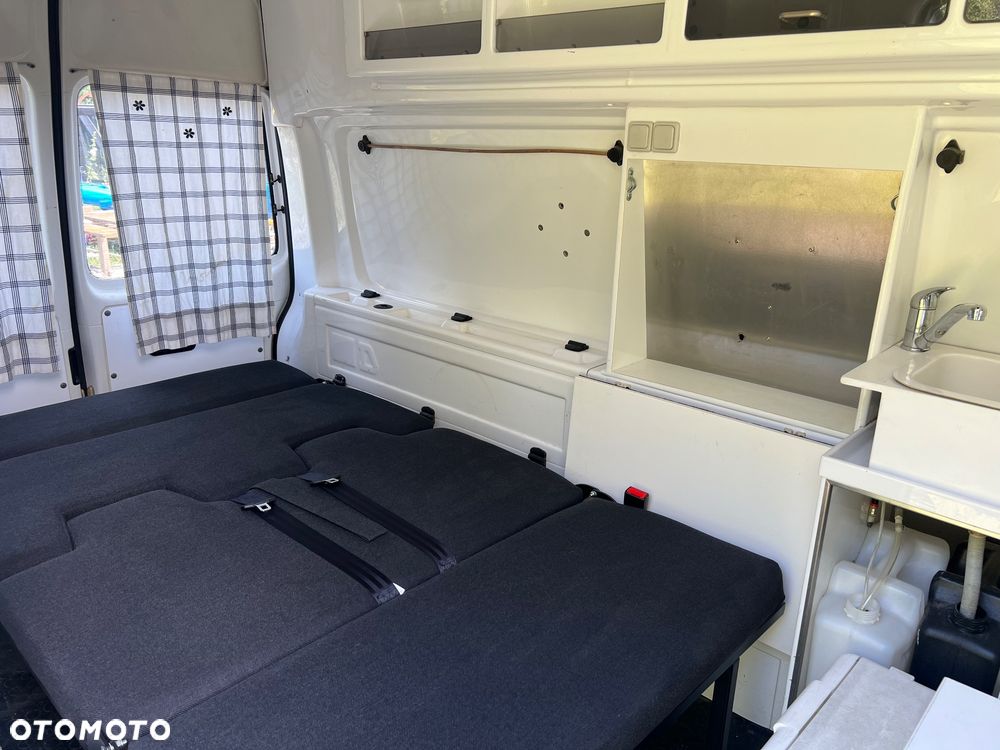Volkswagen Transporter - 6