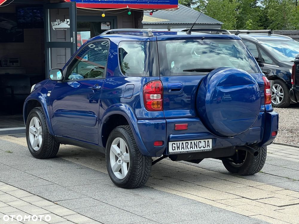 Toyota RAV4 4x4 Edition - 8