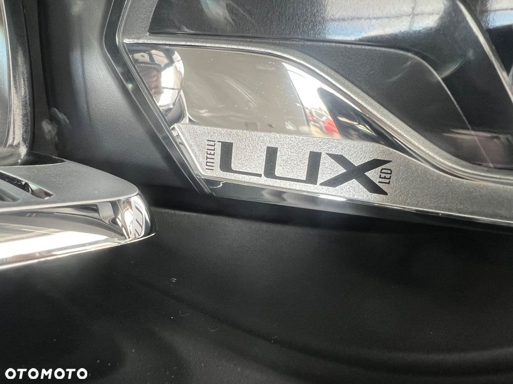 Opel Insignia Country Tourer 2.0 BiTrb D 4x4 Automatik Exclusive - 39