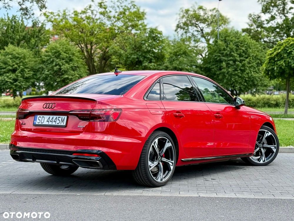 Audi A4 Limousine - 12