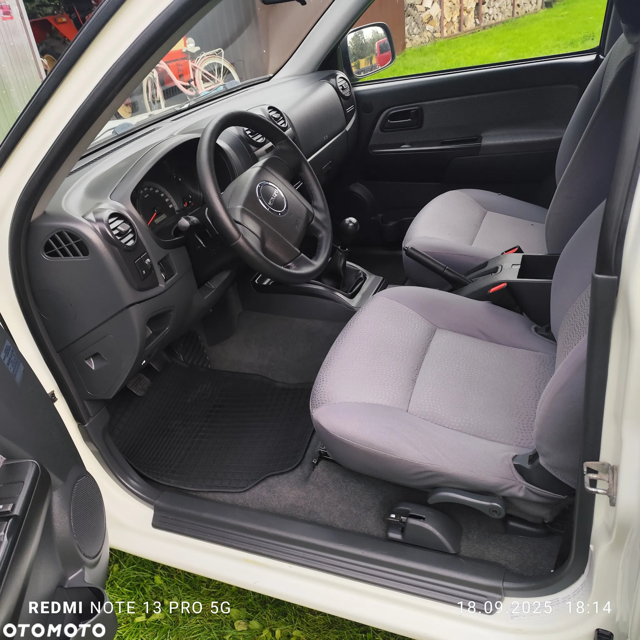 Isuzu D-Max - 11