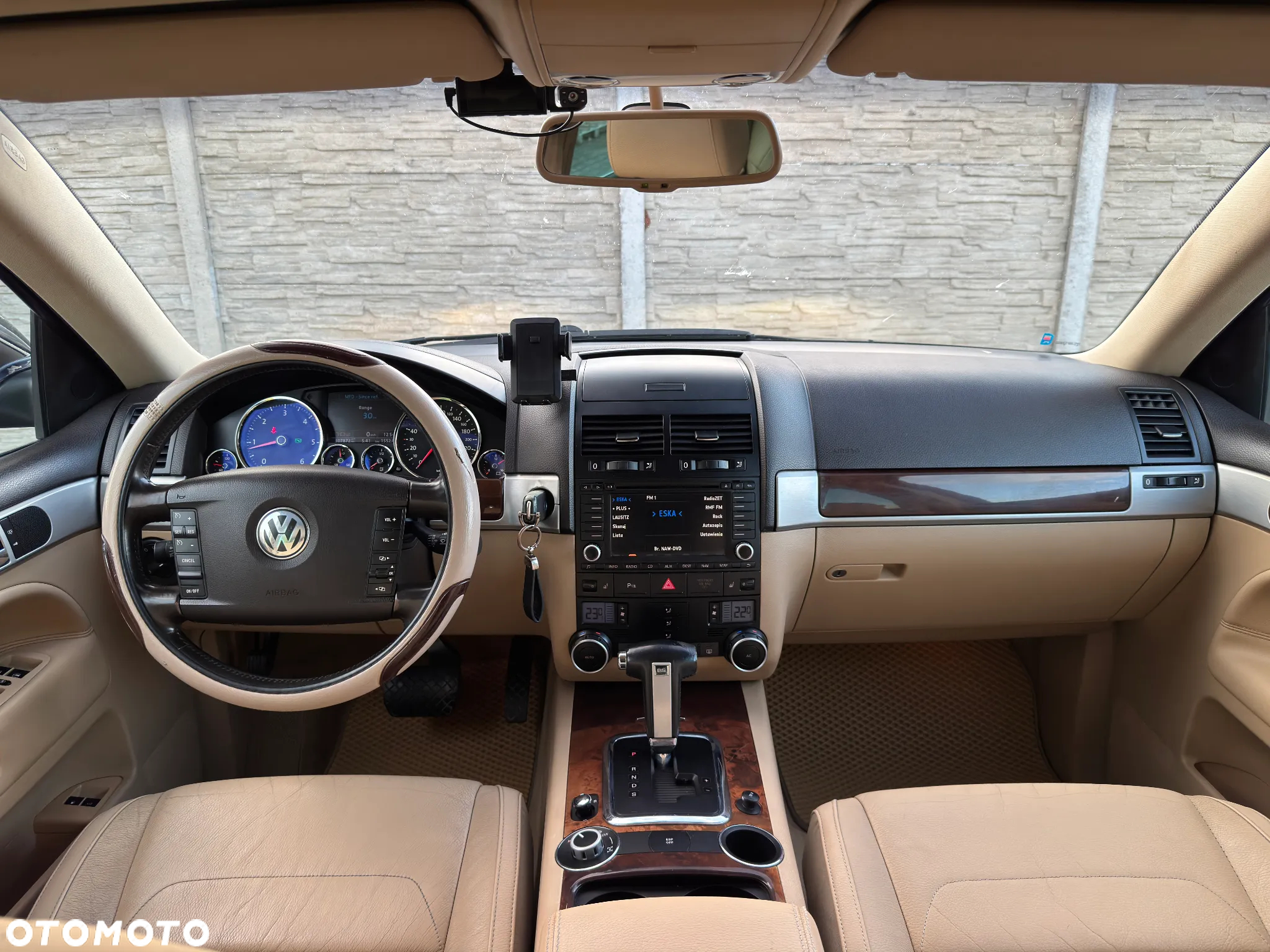 Volkswagen Touareg - 3