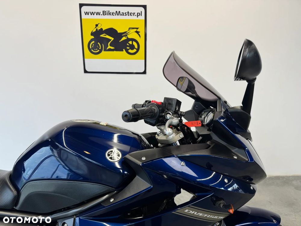 Yamaha XJ - 9