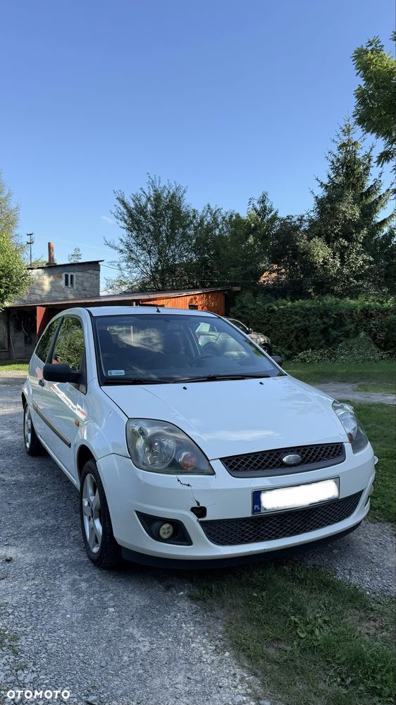Ford Fiesta - 3