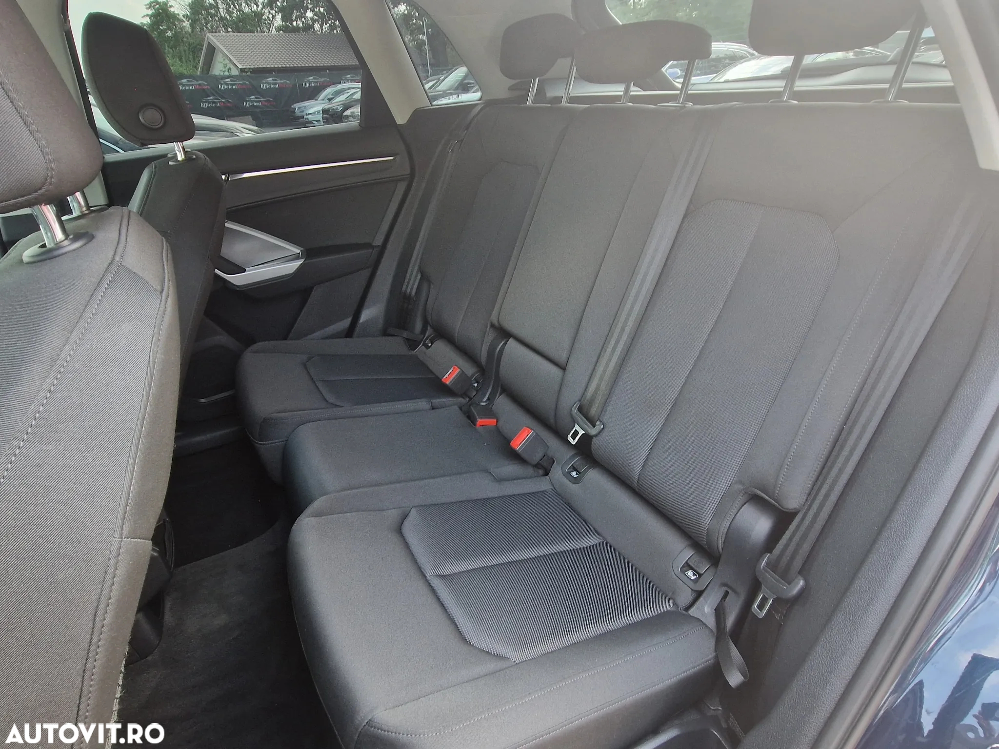 Audi Q3 2.0 35 TDI S tronic quattro Basic - 29