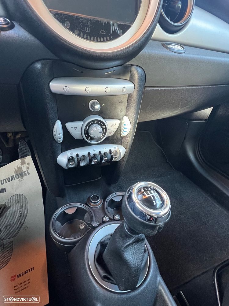 MINI 3 Portas Cooper D - 11