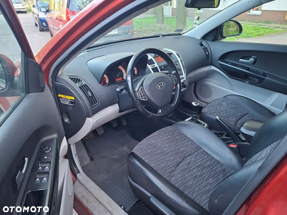 Kia Ceed 1.6 Optimum - 9